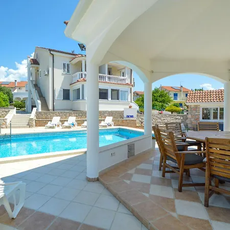 Aquanur.3 Apartment